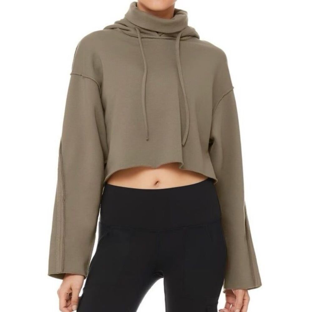 Alo Yoga Effortless Cropped Turtleneck Hoodie in Olive Branch Green Size Medium
